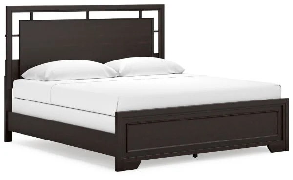 Covetown Brown King Panel Bed