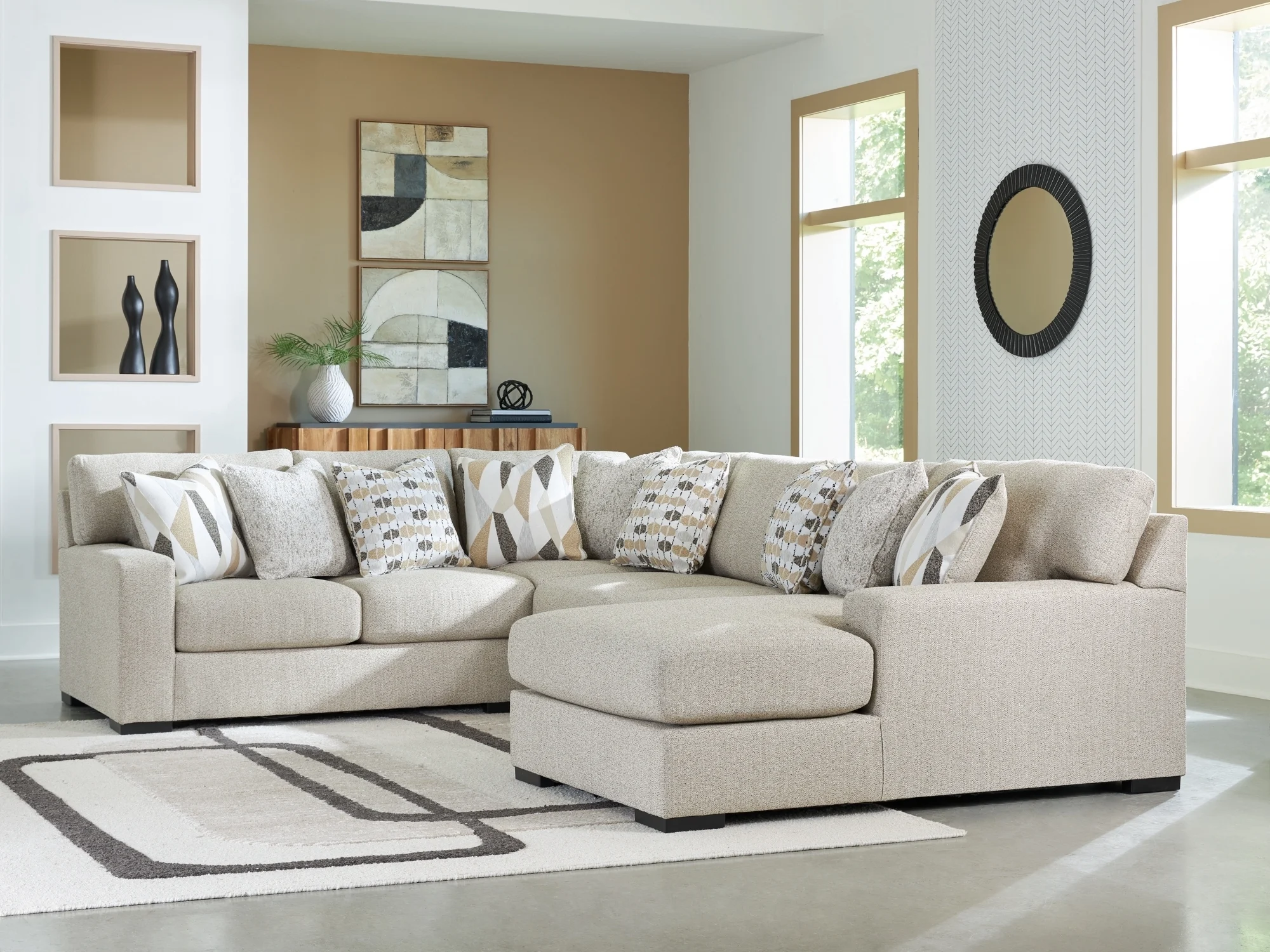 4-Piece Sectional With Chaise