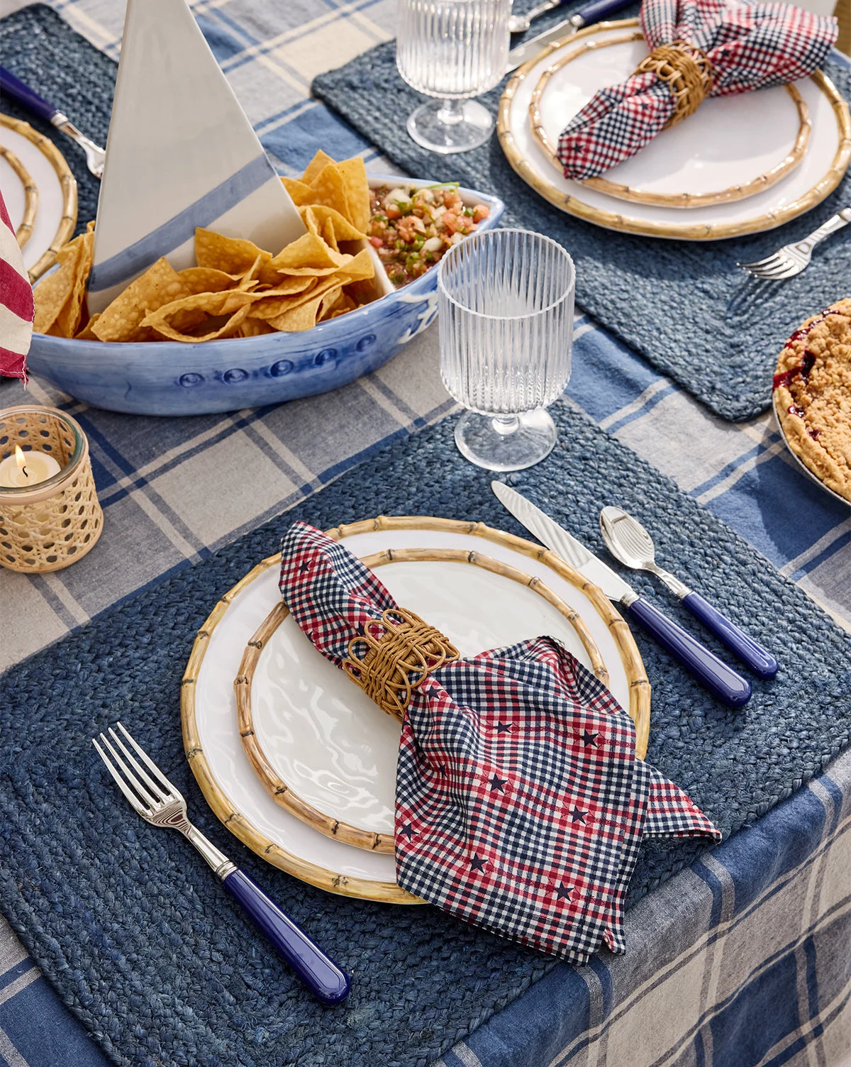 Arlington Tablecloth