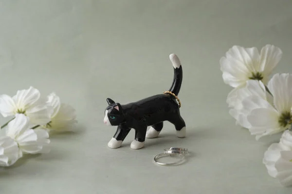 Bella the Tuxedo Cat Ring Holder Ceramic So Cute!