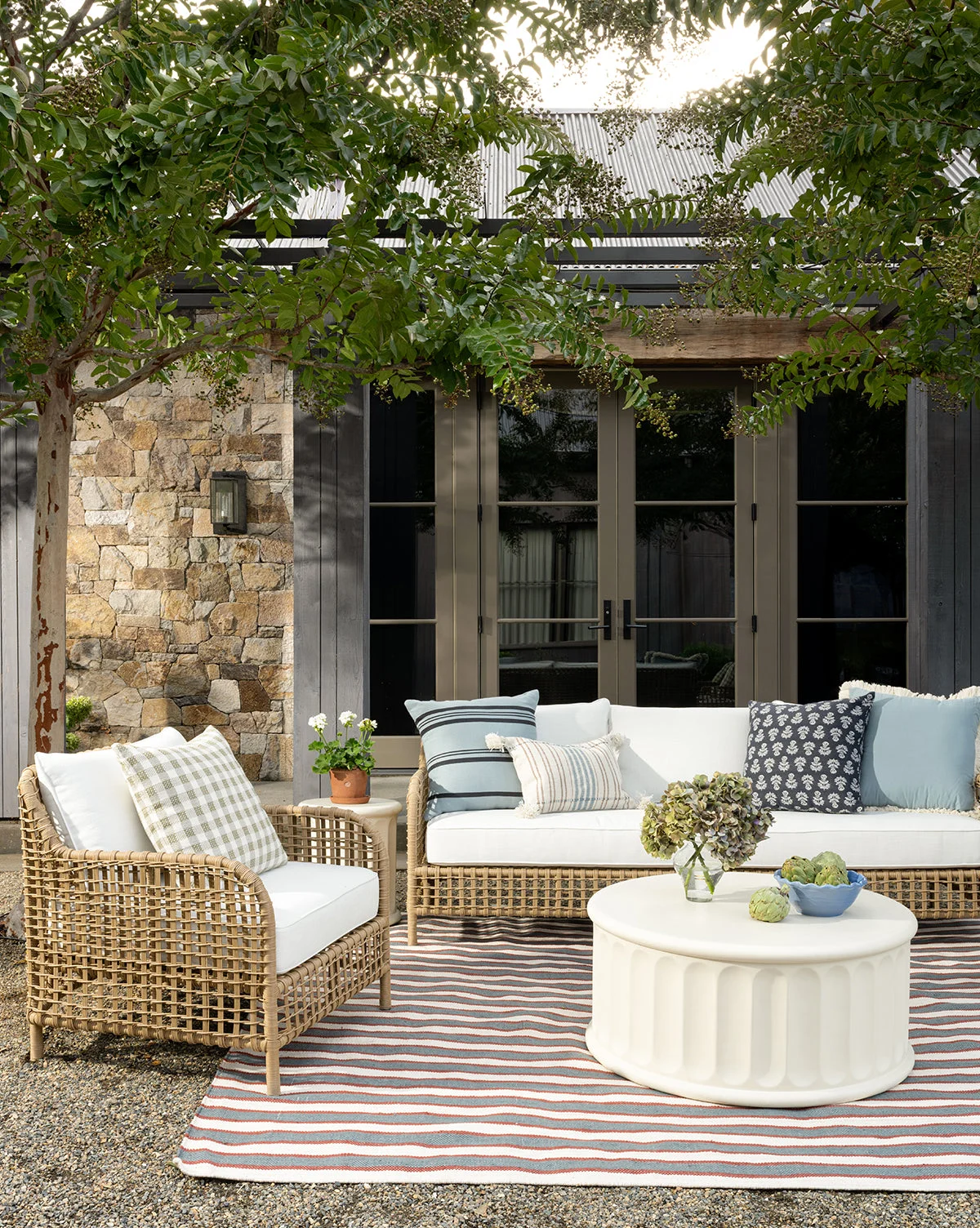 Glenwood Outdoor Sofa (Ready to Ship)