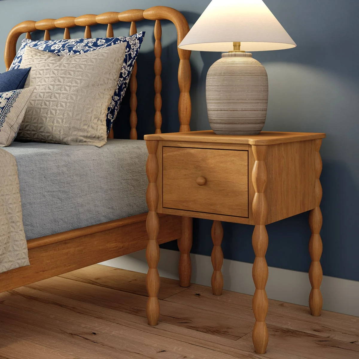 Lind Nightstand