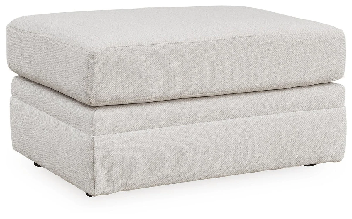 Maitelynn Ottoman