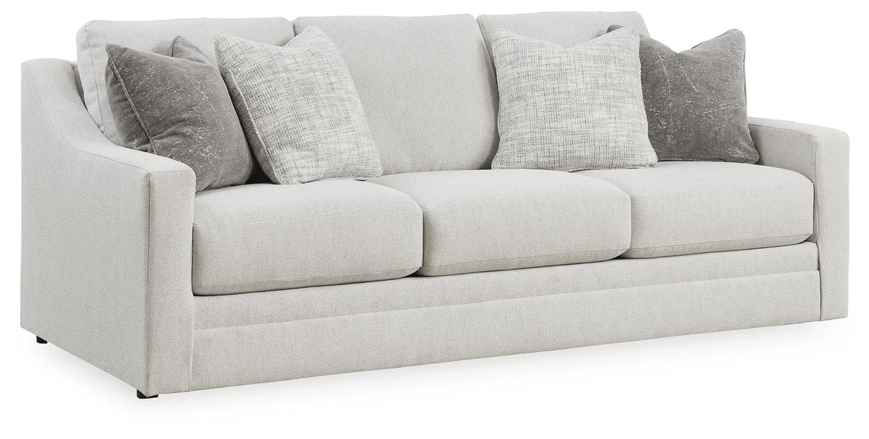 Maitelynn Sofa