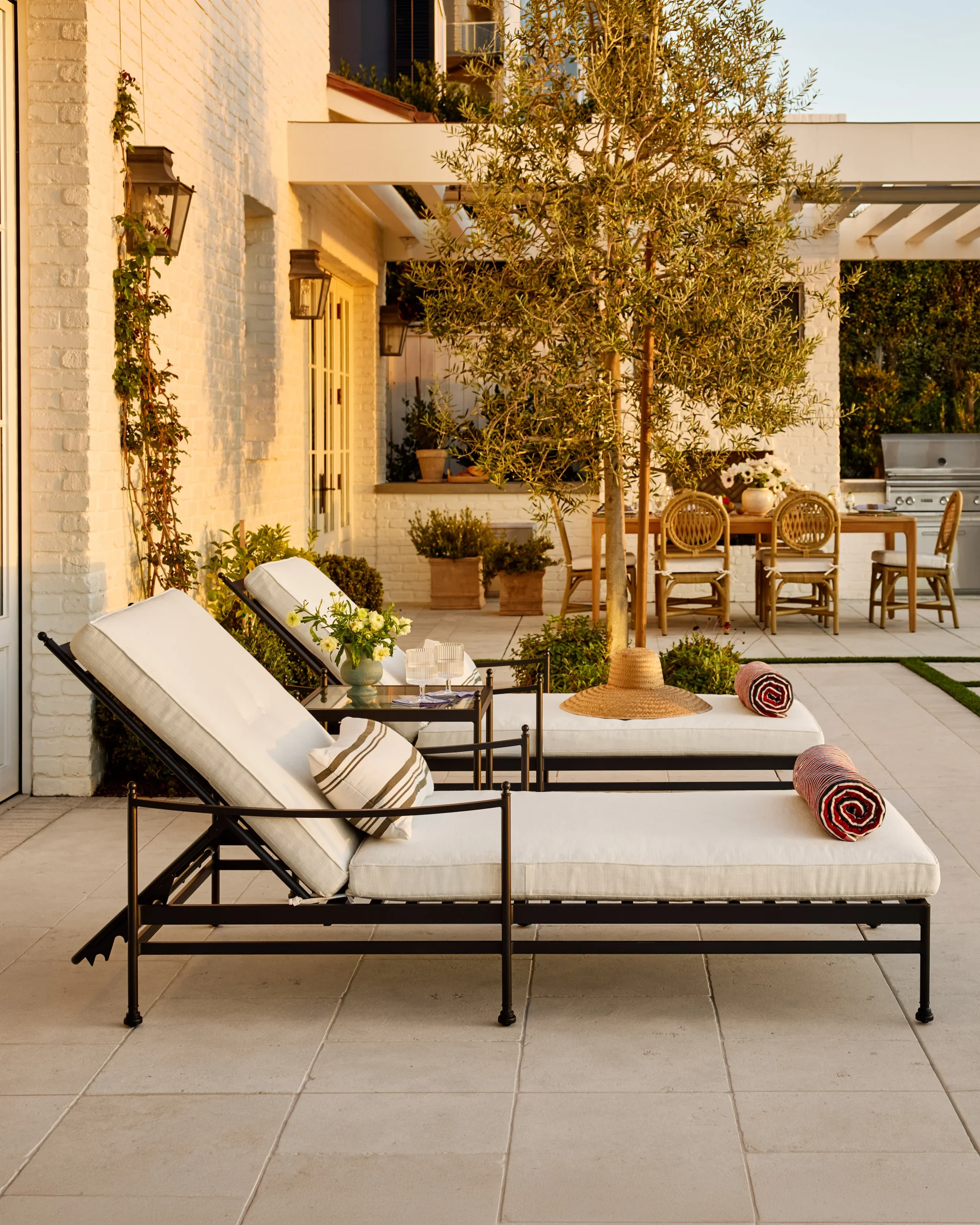 Pomeroy Outdoor Chaise (Ready to Ship)