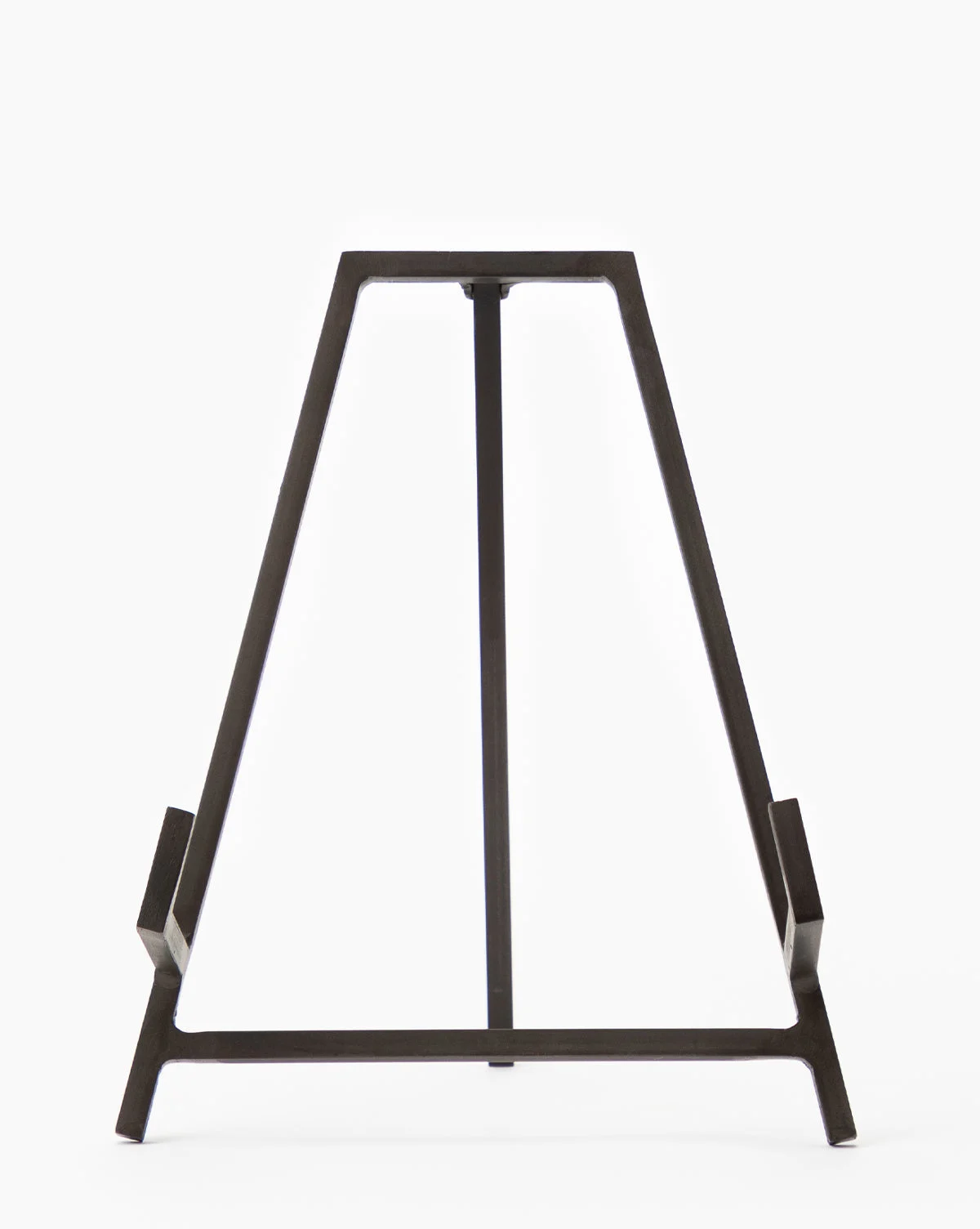 Studio Display Easel