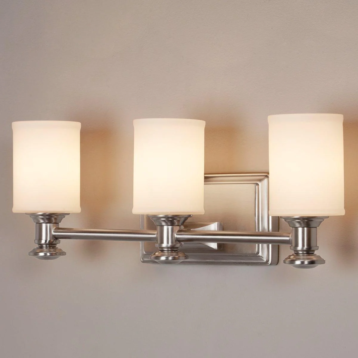Traditional Urban Vanity Light - 3 Light
